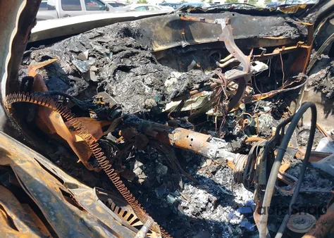 1996 Dodge Ram 2500 из США, поврежденный, VIN 1B7JF26Y3TS709428